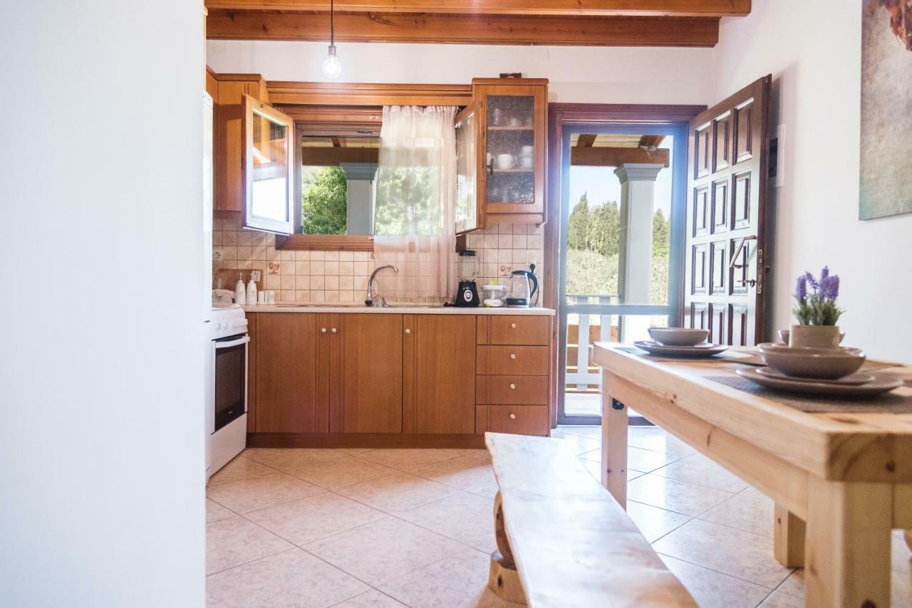 Villa Philippos Vitaládes 외부 사진